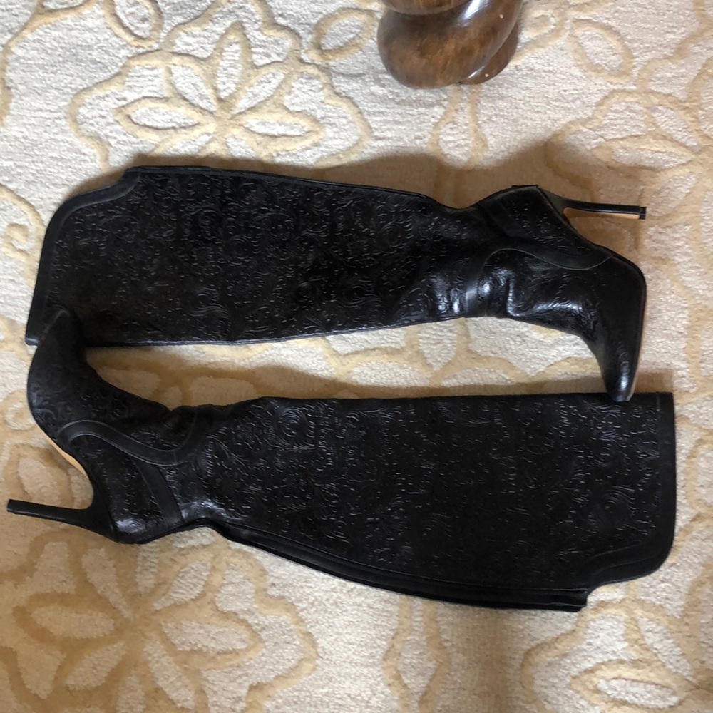 Black Heeled Boots with Classic Design, over the knee, 4 inch heel.